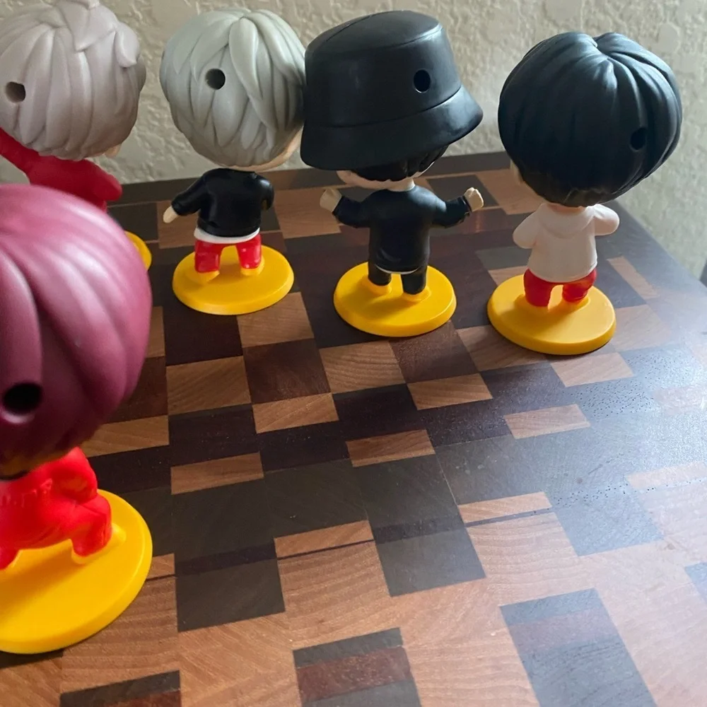 11 McDonald's x TinyTAN BTS K-Pop Idol Figurine Encore Edition Collectibles Toys